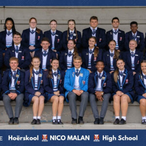 NM Gr 12 E - GROUP PHOTO